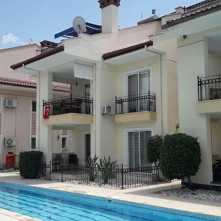 Feriehus Oasis Villalari
